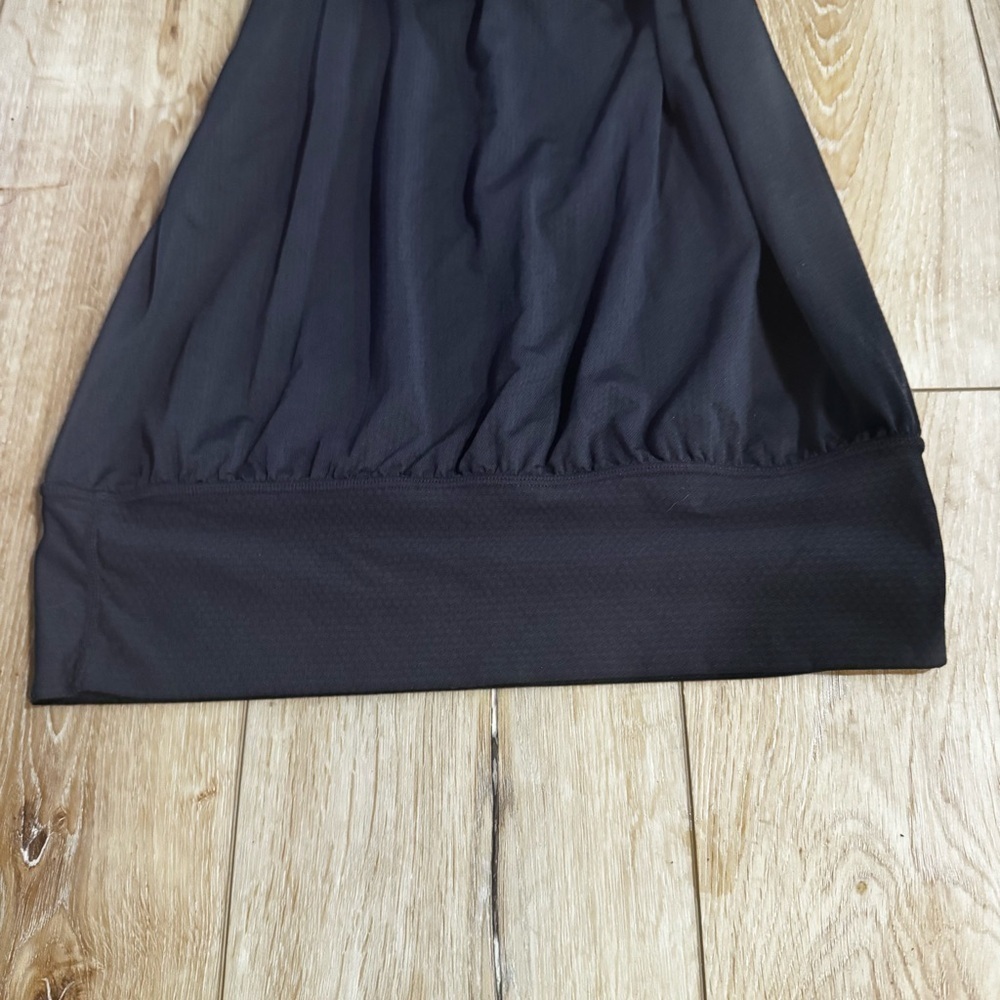 Lululemon black & gray tank top with attached sports bra, razor back, size 4. - Picture 4 of 14